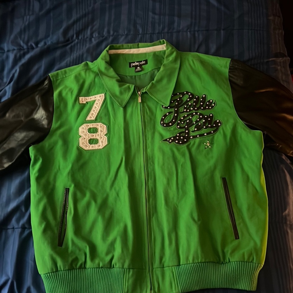 Pelle Pelle jacket only worn a couple times no damage